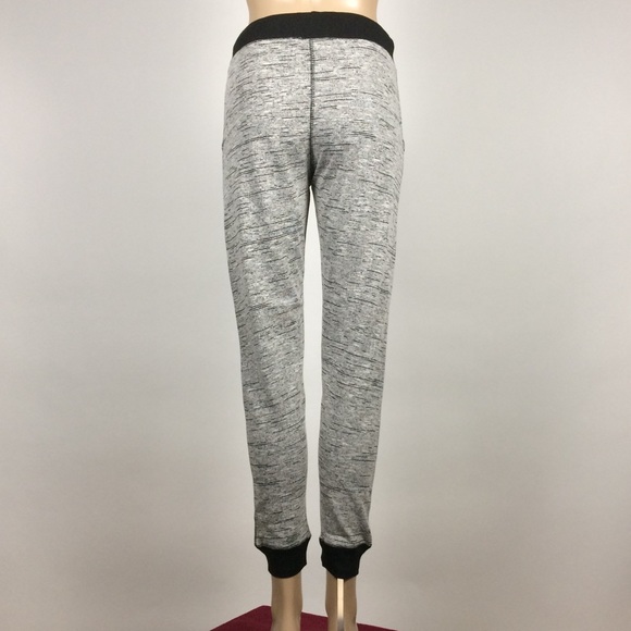 Heather Gray Blu Rock NY Cropped Joggers - Picture 4 of 6